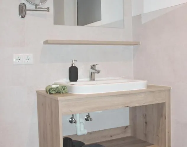 Viersterne Apartment